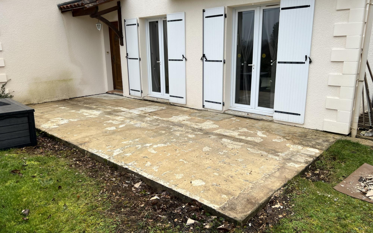 Ralisation Terrasse en Dm profil  antonne et trigonnant conue le 24/10/2023