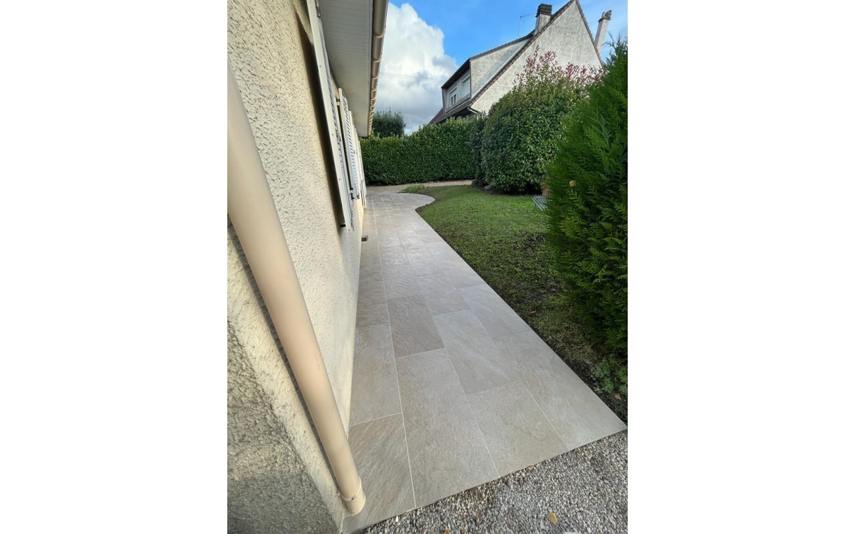 Cration Terrasse en grs crame  Groslay  Groslay conue le 24/10/2023