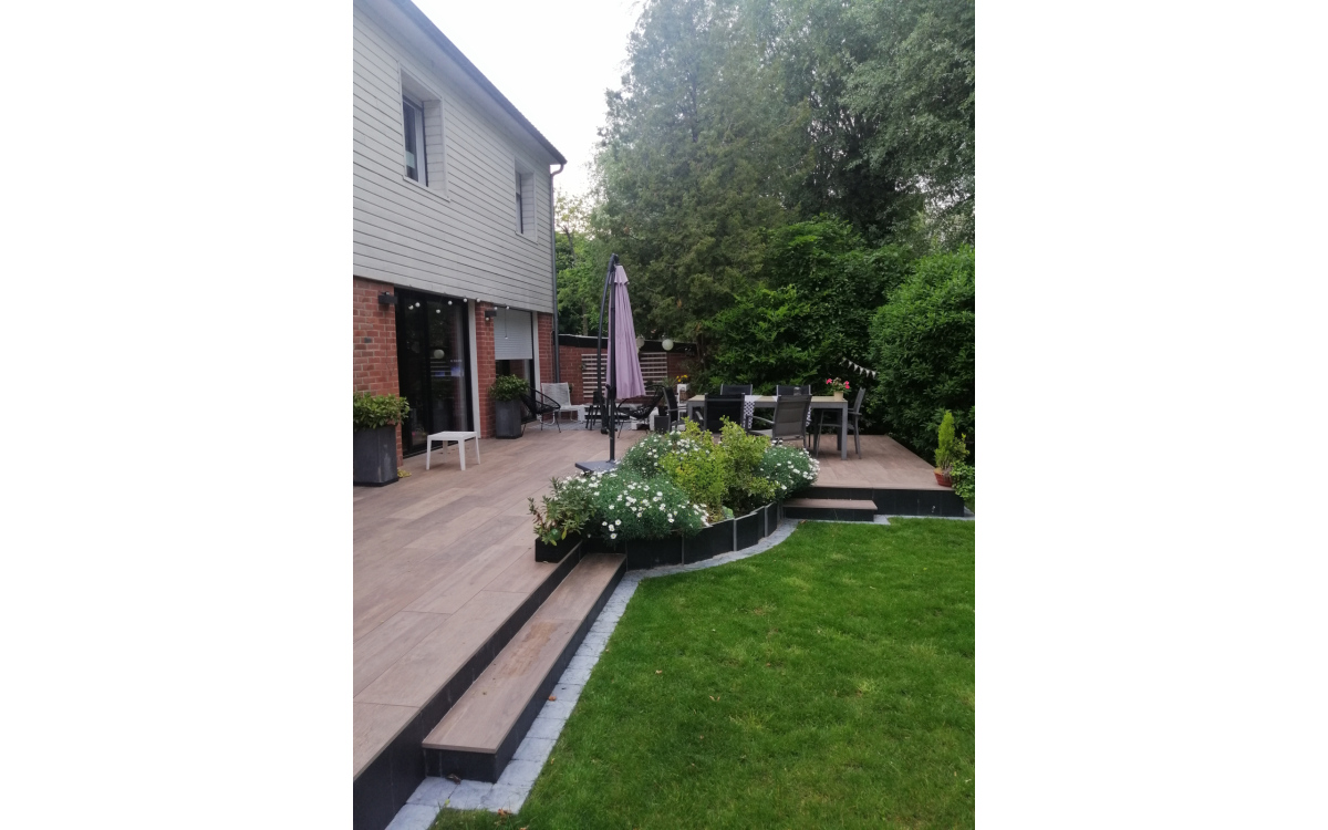 Cration Terrasse en dallage sur plots et grs crame  WASQUEHAL conue le 05/04/2018