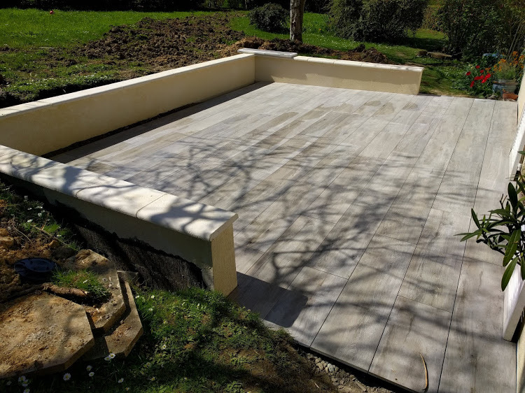 Cration Terrasse en dallage sur plots  Morainvilliers ralise le 24/11/2023