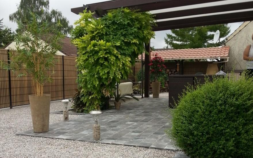 Ralisation Terrasse moderne en dallage  Auby