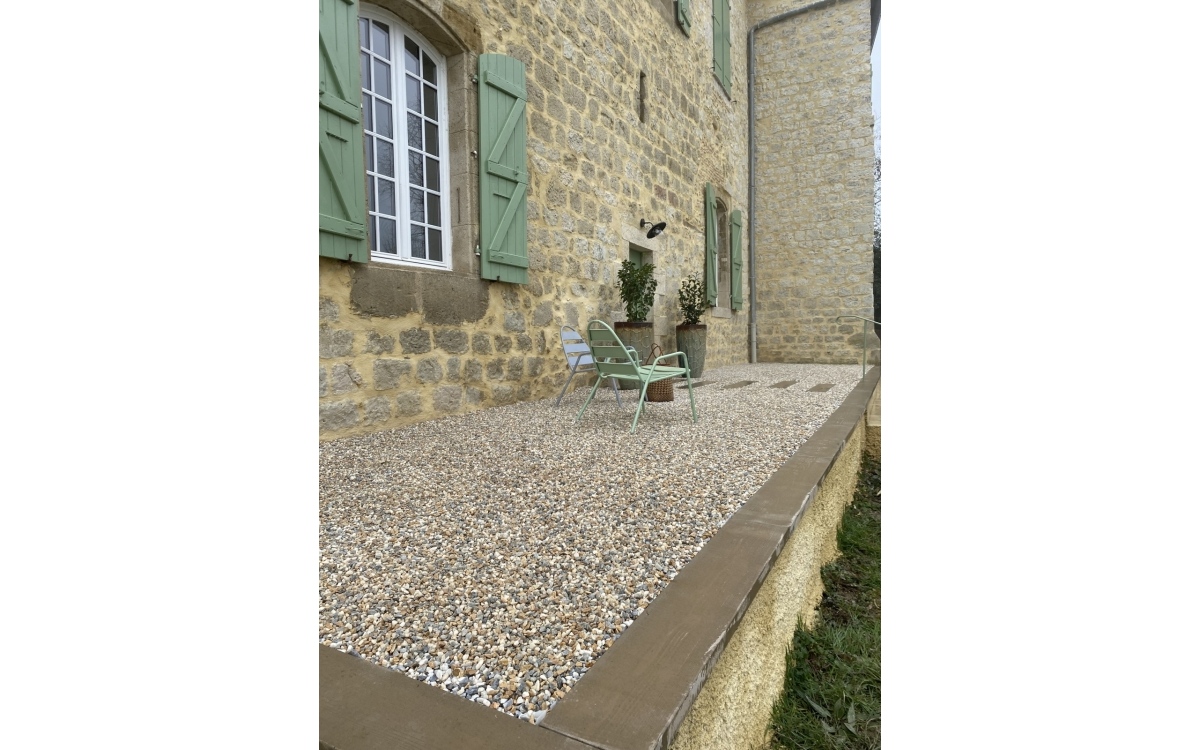 Ralisation Terrasse en Alvostar et Boib  Montaut les crneaux cre le 02/02/2024