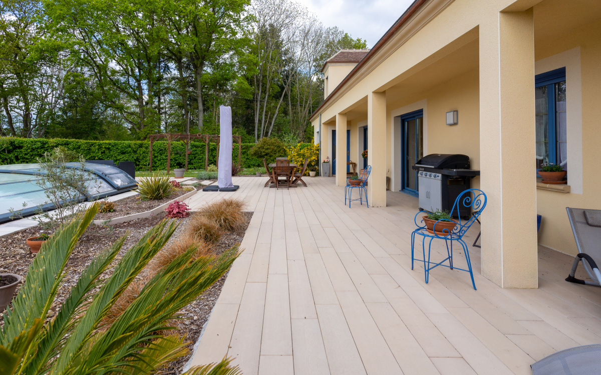 Conception Terrasse en Boib et pavage dallage  ST JEAN PIERRE FIXTE cre le 08/03/2024