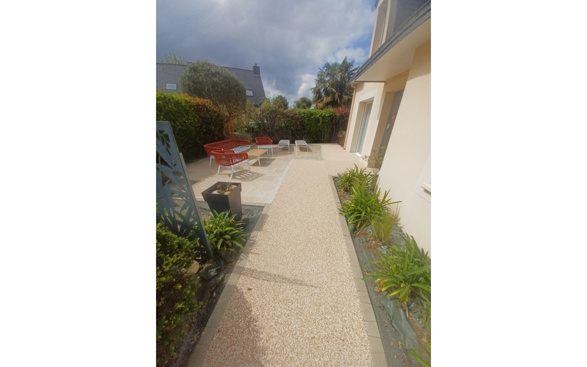 Ralisation Terrasse en dallage multiformat, Hydrostar et Pav la couture  Bral-sous-Montfort  conue le 01/04/2024