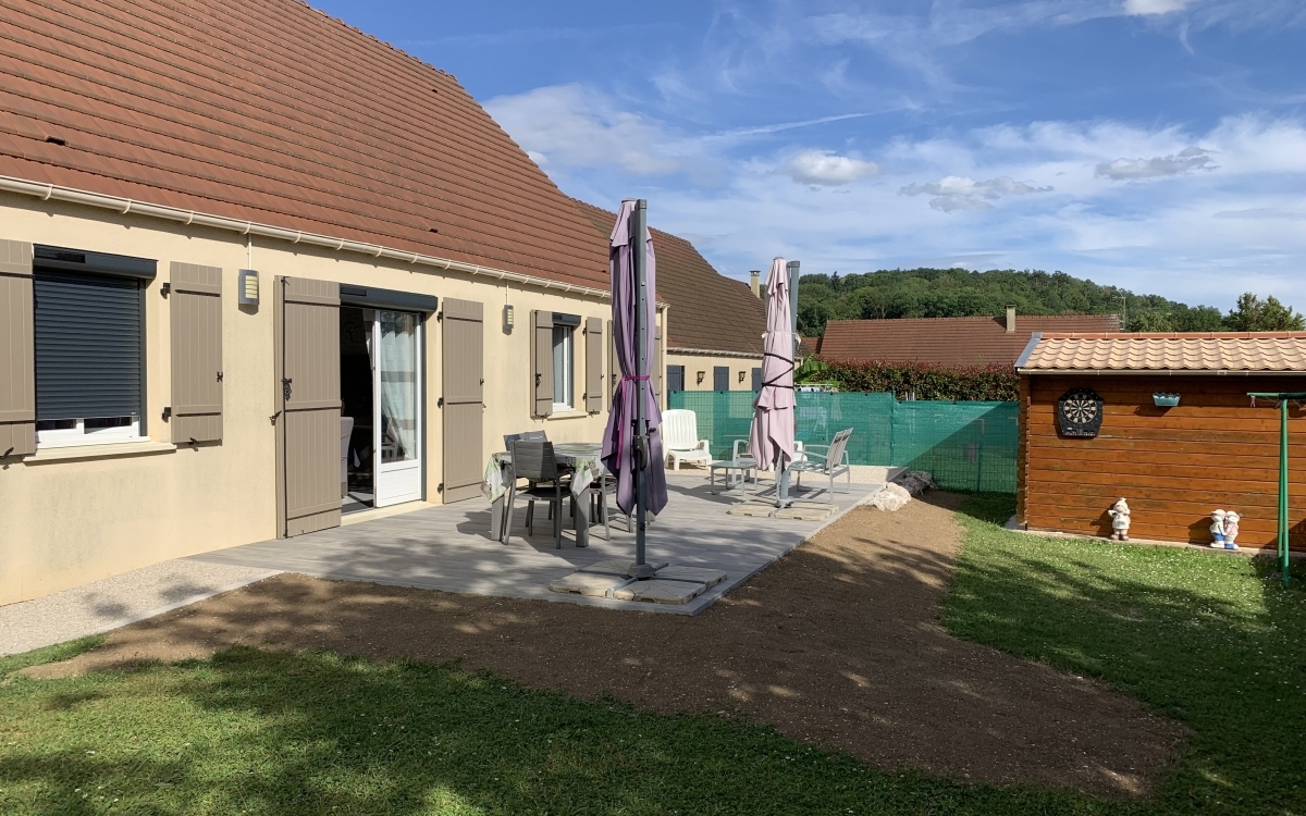 R�alisation Terrasse en Alv�ostar� et gr�s c�rame � THERDONNE con�ue le 25/12/2029