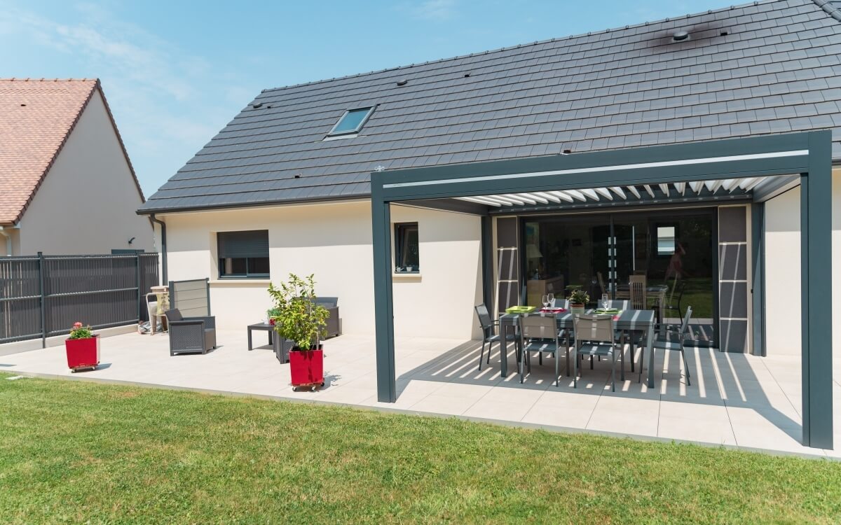 Cration Terrasse sur plots en grs crame  Cond sur Sarthe conue le 27/08/2024