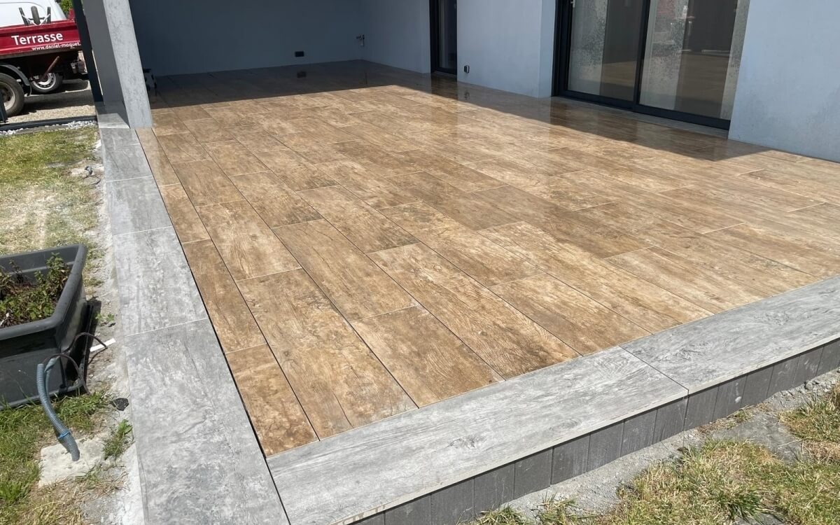 Ralisation Terrasse en bordures haute couture, dallage sur plots, Dm profil et grs crame  walbourg conue le 23/05/2025