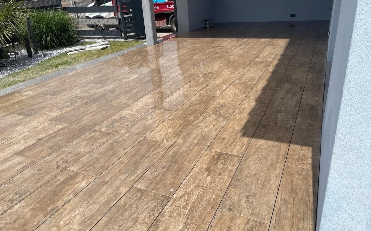 Ralisation Terrasse en bordures haute couture, dallage sur plots, Dm profil et grs crame  walbourg conue le 23/05/2025