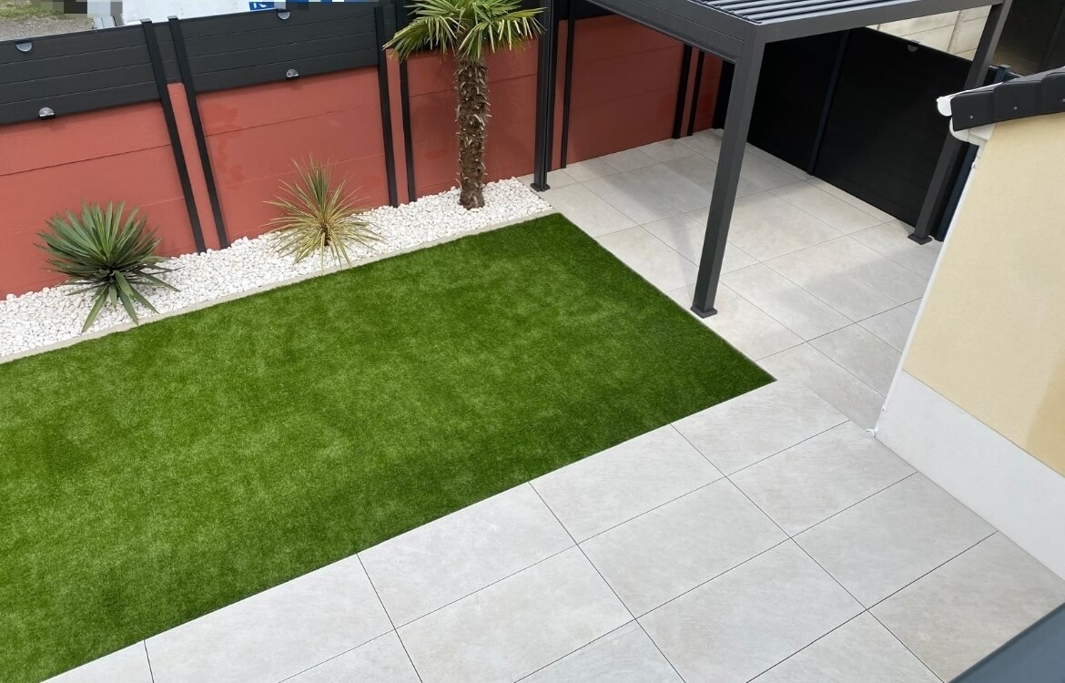 Ralisation Terrasse en dallage multiformat  ERAGNY conue le 04/06/2025