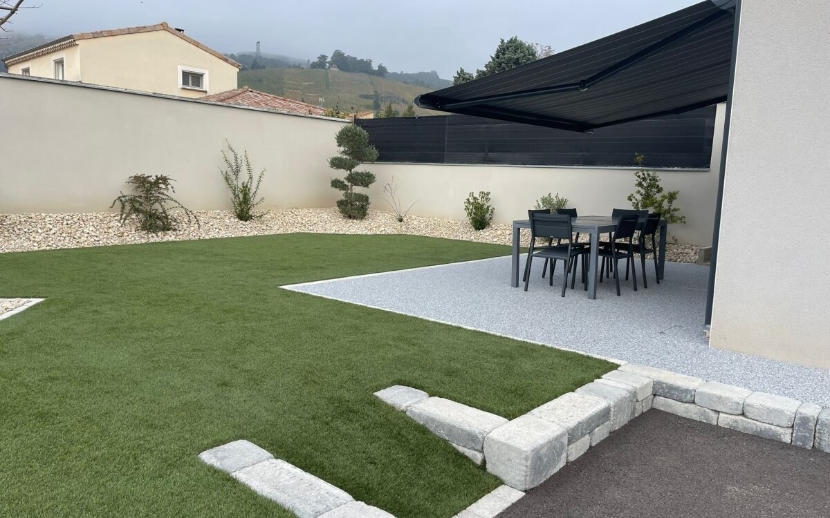 Ralisation Terrasse en Dm green, enrob  chaud, Hydrostar et Pav la couture - Drme conue le 11/06/2025
