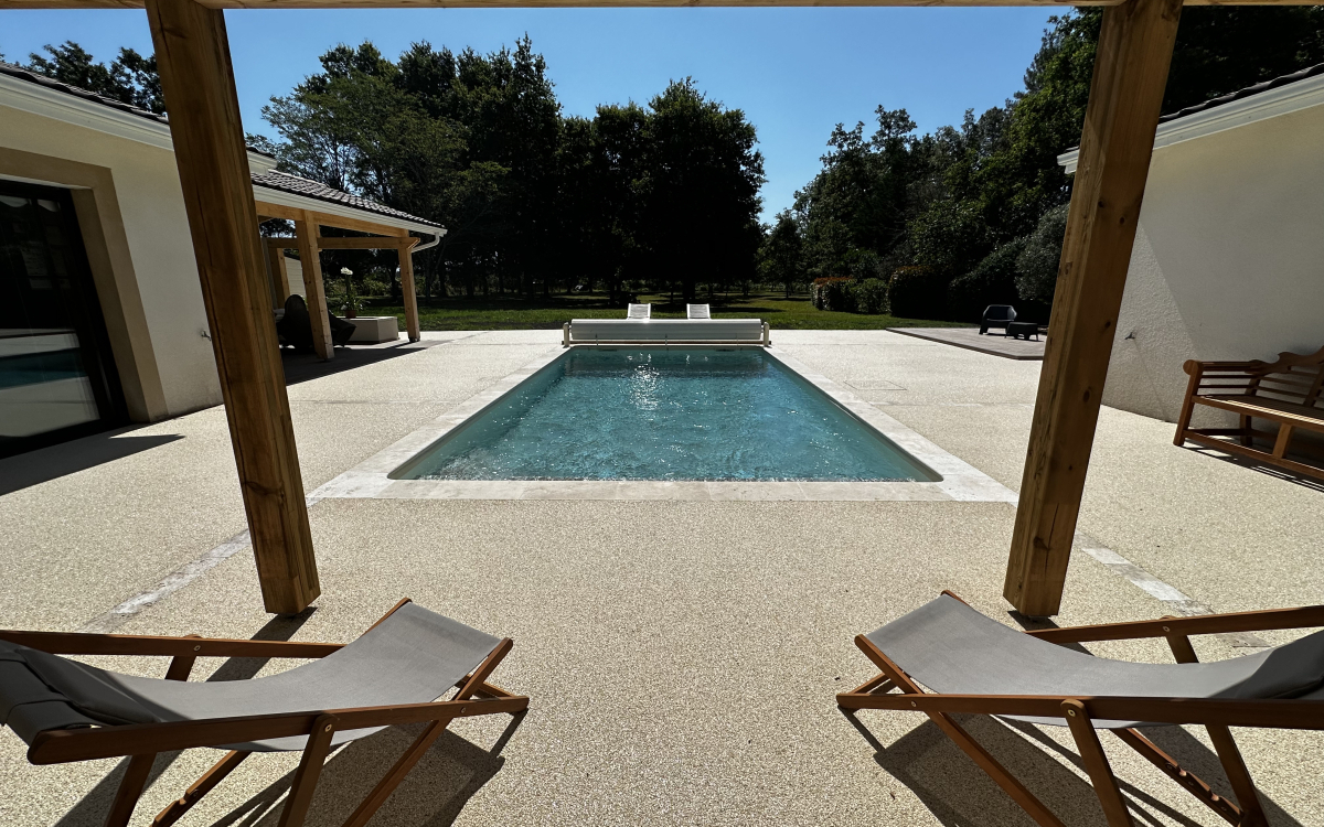 Ralisation Terrasse en Hydrostar et Dallage sur plots  Belin Beliet cre le 11/07/2025