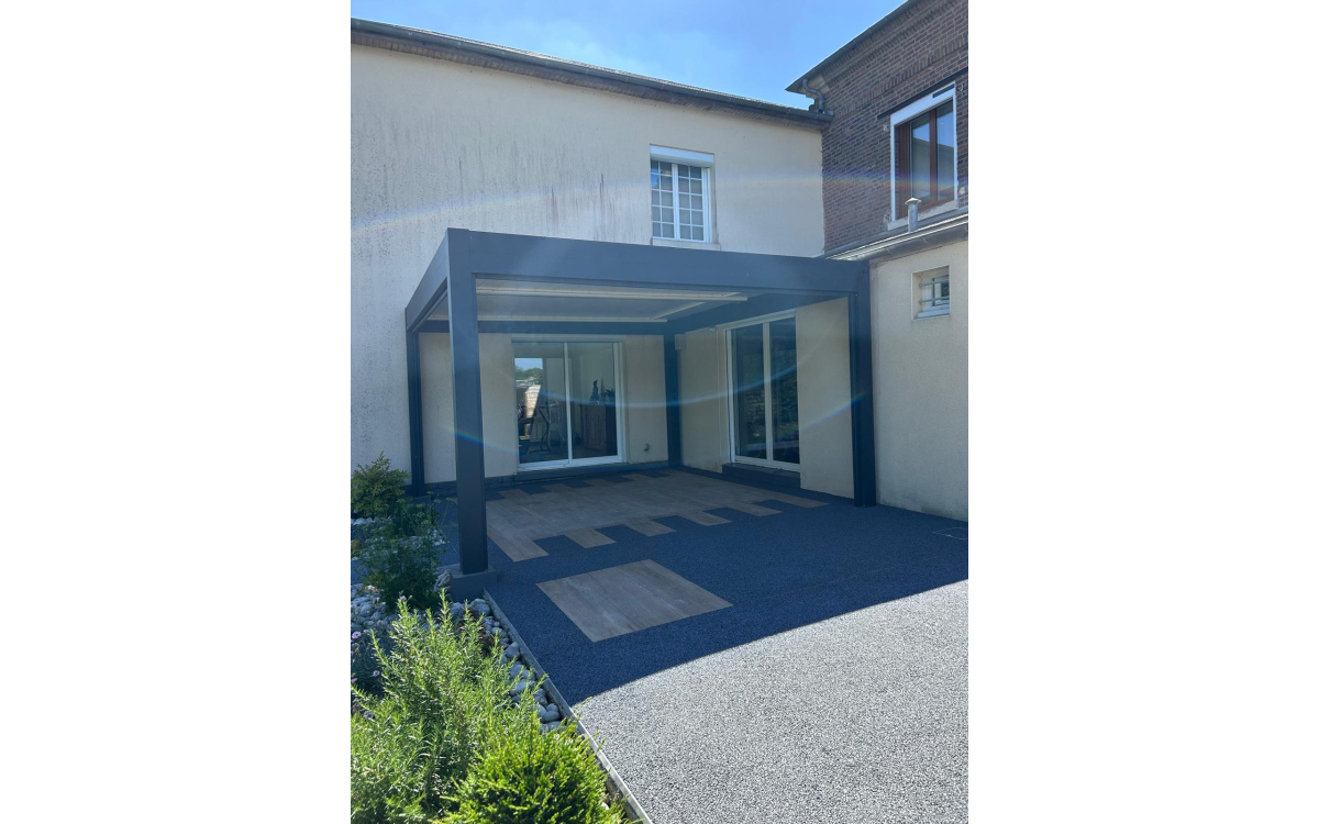 Conception Terrasse en grs crame et Minralstar   Meigneux ralise le 23/07/2025