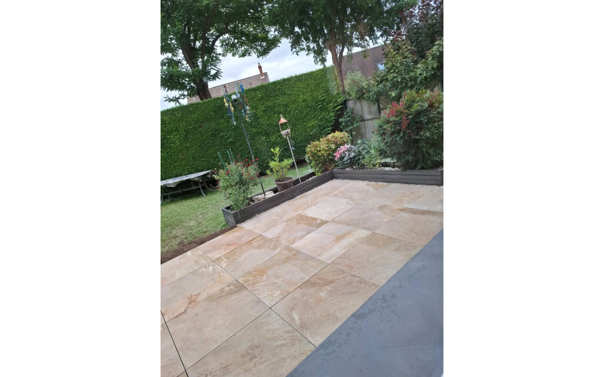 Cration Terrasse en dallage sur plots  BEAUVAIS ralise le 31/07/2025