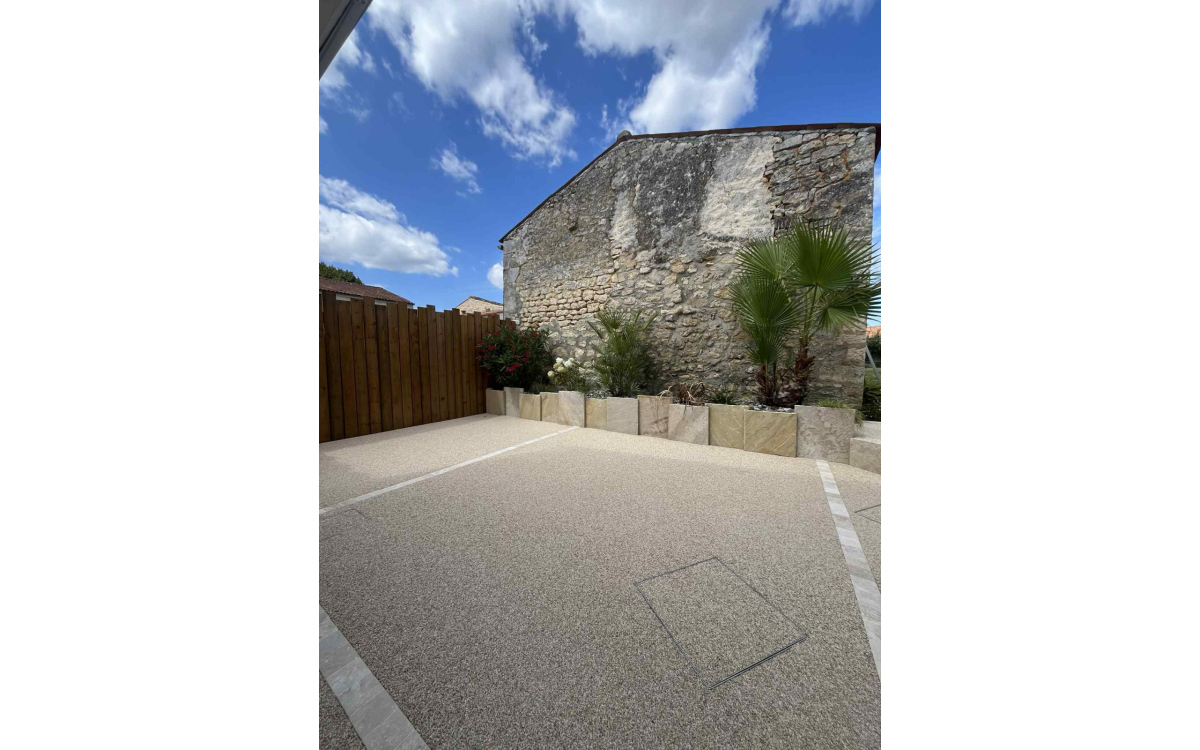 Ralisation Terrasse en Hydrostar  Rochefort  cre le 02/07/2025