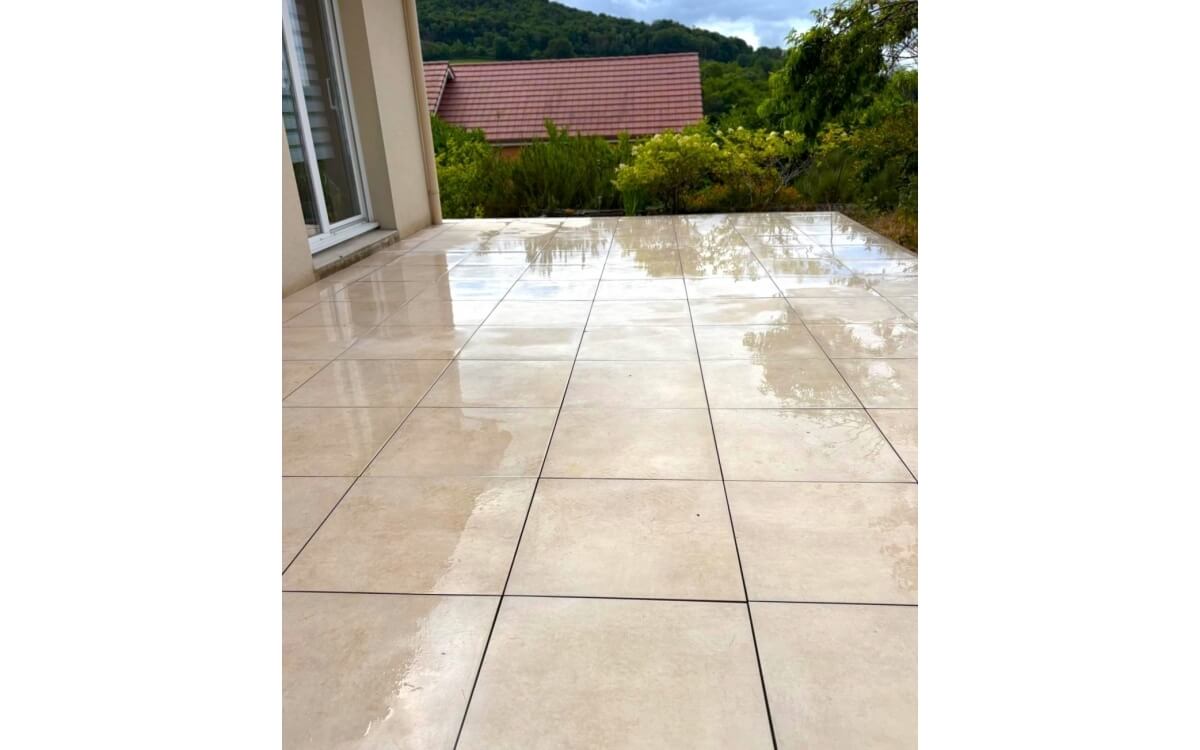Cration Terrasse en grs crame  54230