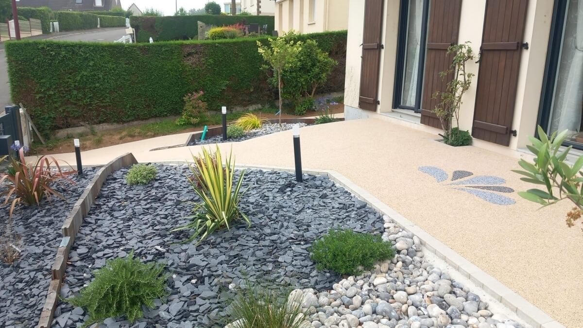 Cration Terrasse en Minralstar  et Pav la couture  Sourdeval ralise le 01/07/2025