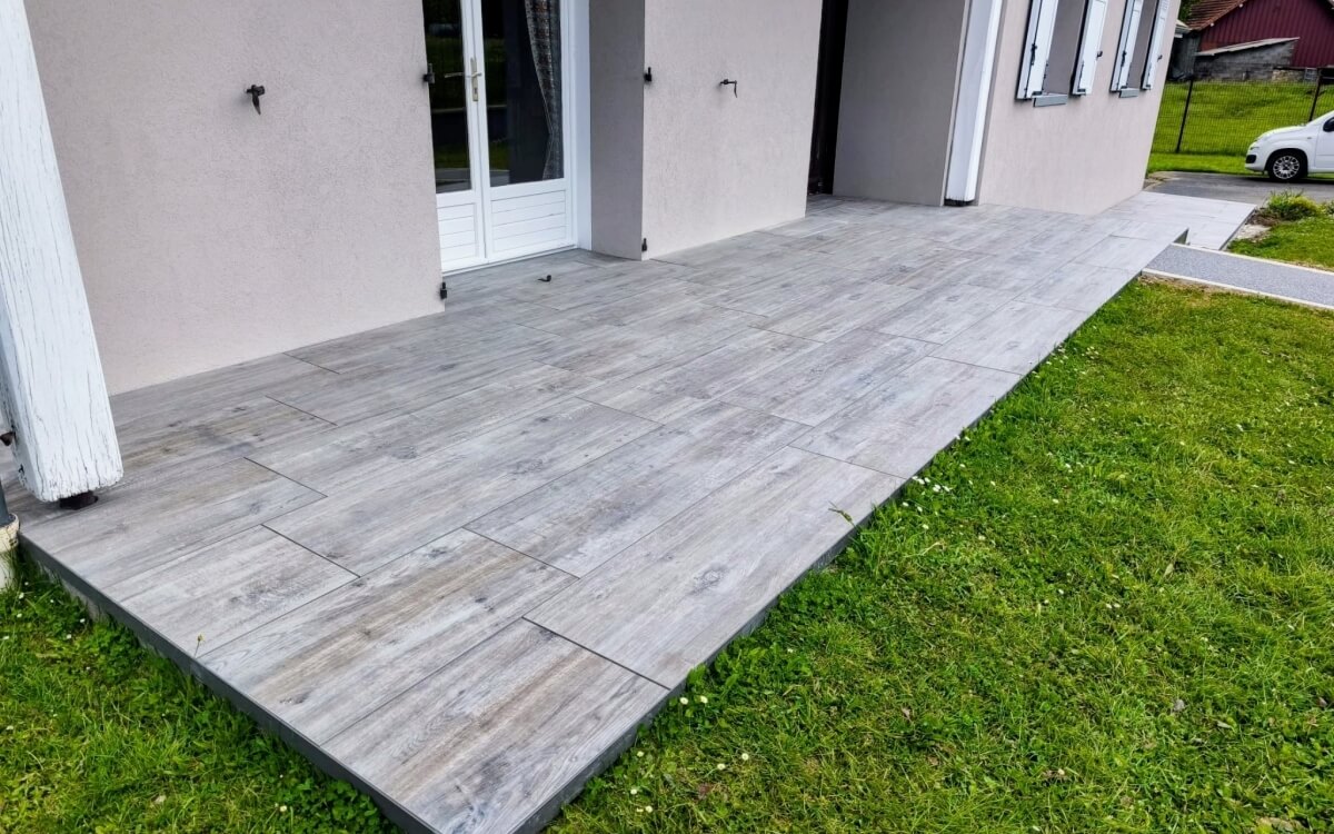Cration Terrasse en dallage sur plots  Prondines conue le 23/09/2025