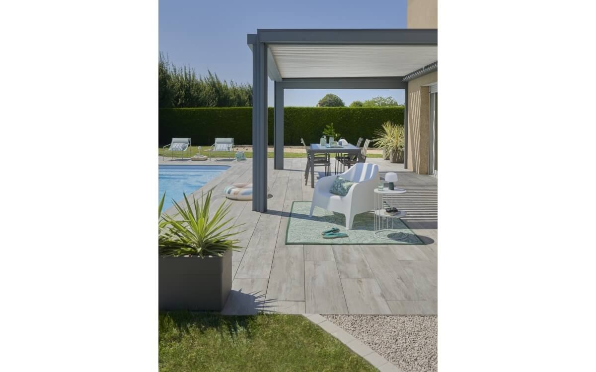 Cration Terrasse  Polliat ralise le 03/04/2023