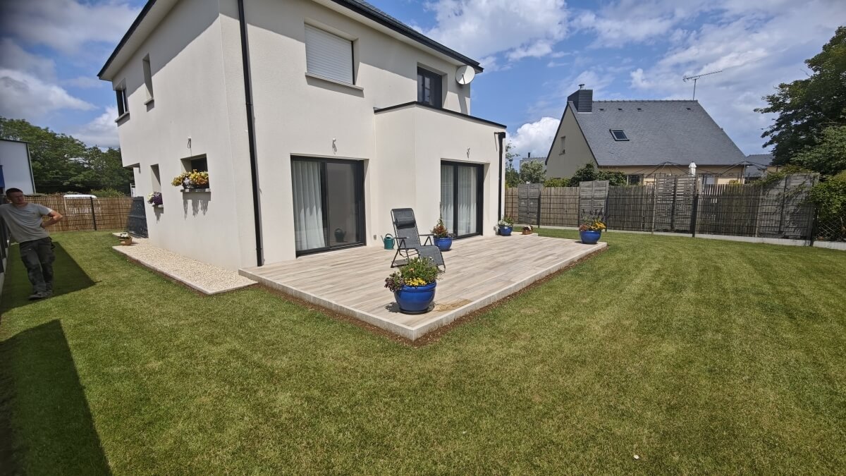 Conception Terrasse en gr�s c�rame cr��e le 12/11/2025