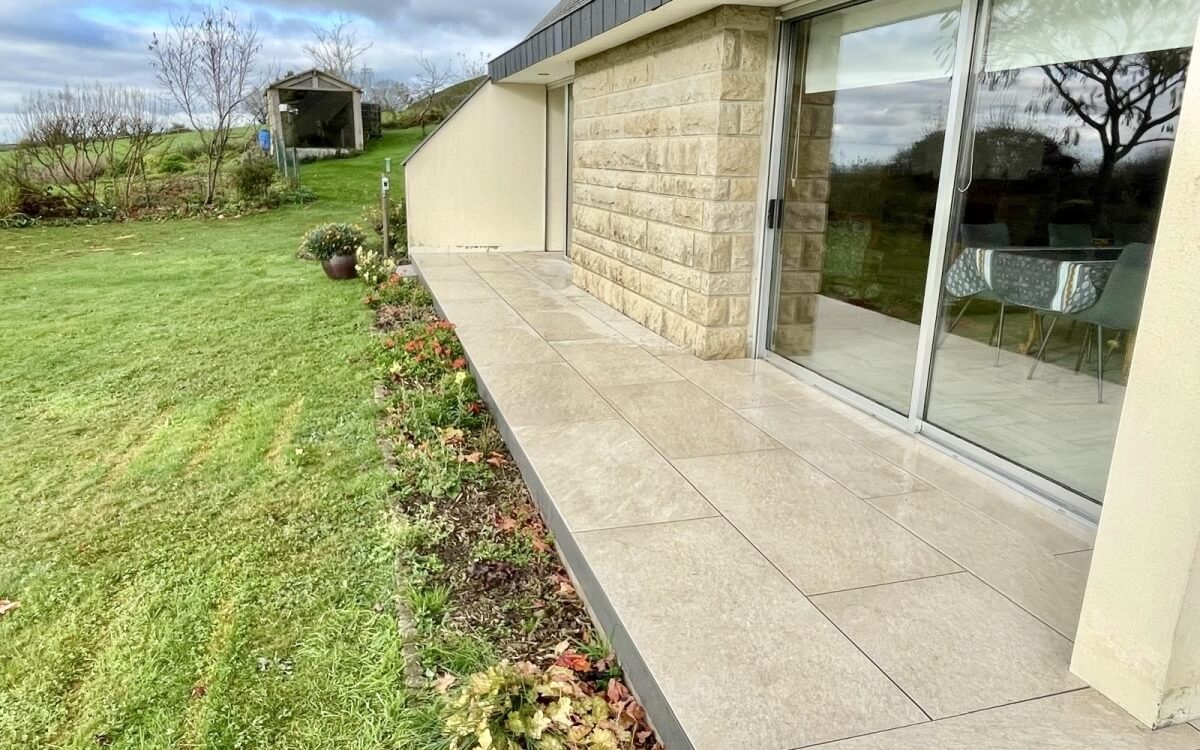 Conception Terrasse en dallage sur plots � Juvigny les Vall�es r�alis�e le 17/11/2025