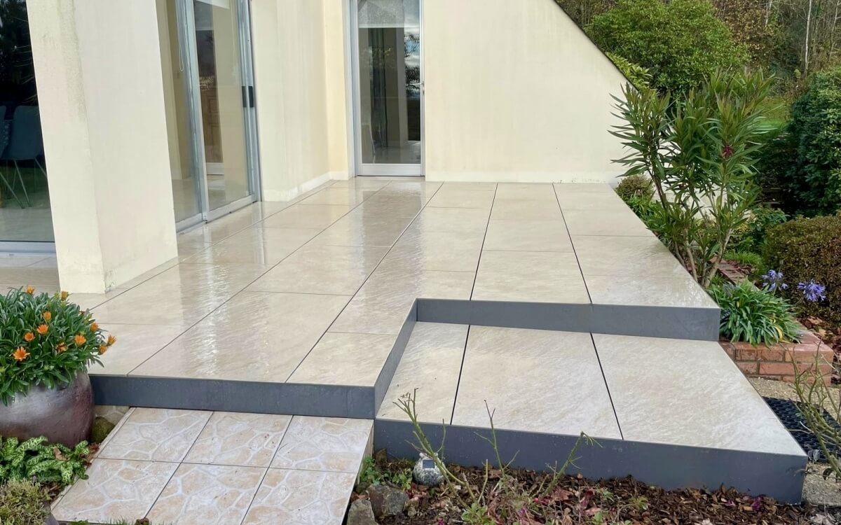 Conception Terrasse en dallage sur plots � Juvigny les Vall�es r�alis�e le 17/11/2025