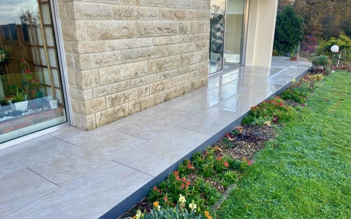 Conception Terrasse en dallage sur plots � Juvigny les Vall�es r�alis�e le 17/11/2025