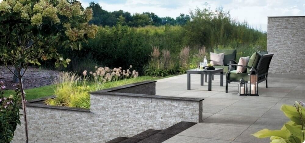 R�alisation Terrasse en gr�s c�rame - Lot et Garonne