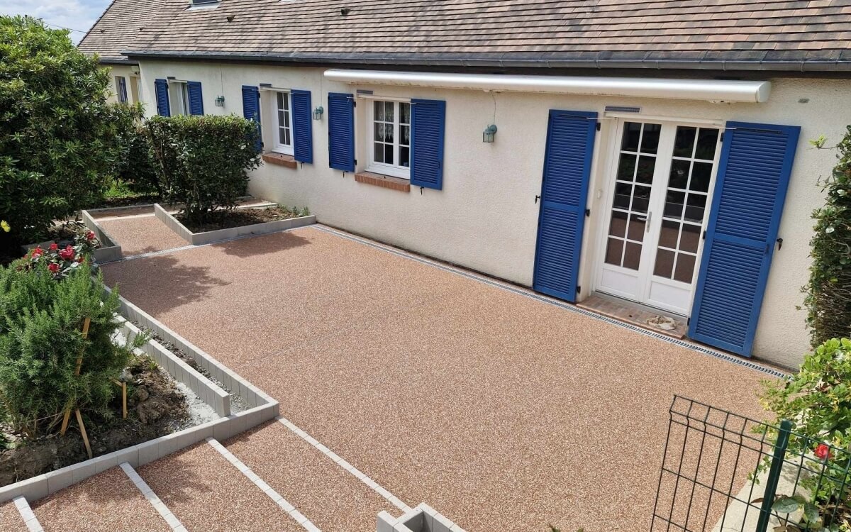 Ralisation Terrasse en bordures haute couture et Hydrostar  VALLETOT conue le 01/12/2025