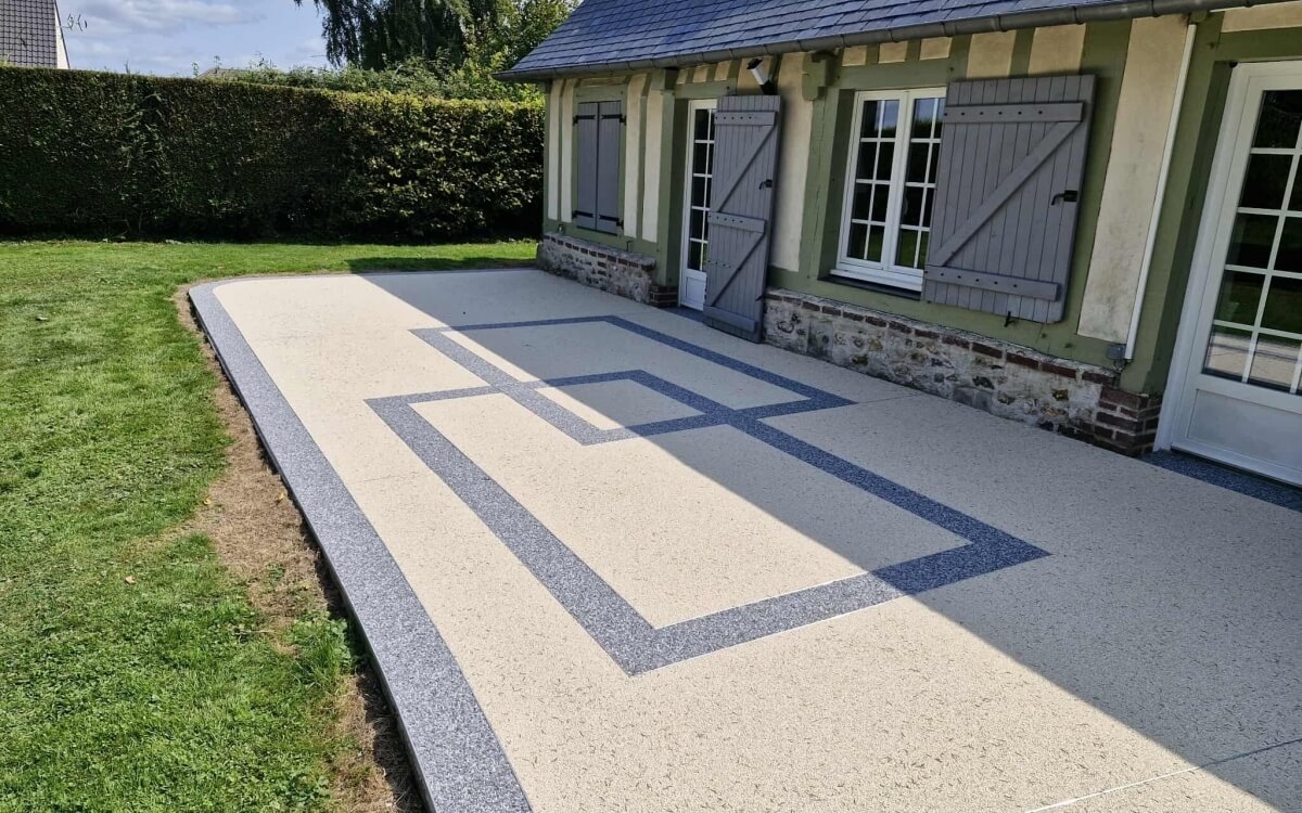 Cration Terrasse en Hydrostar  SAINT OUEN DE THOUBERVILLE conue le 01/12/2025