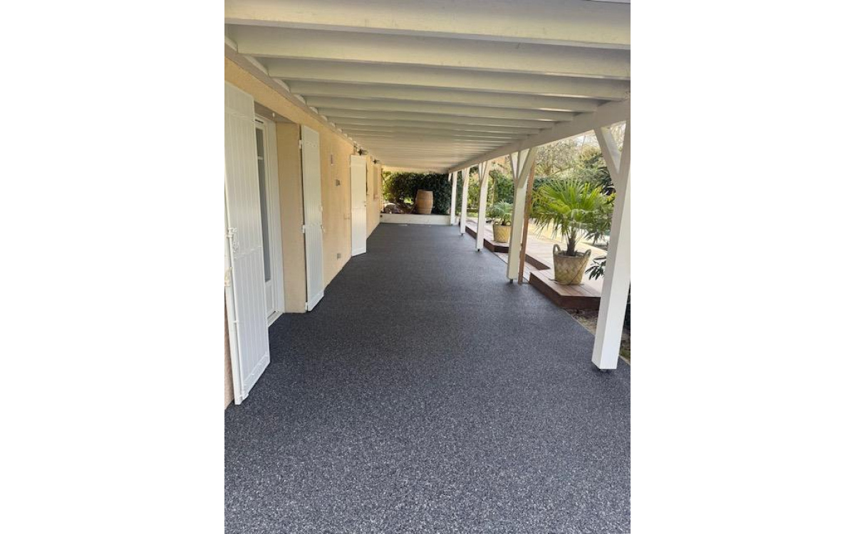 R�alisation Terrasse en Hydrostar� con�ue le 12/05/2026