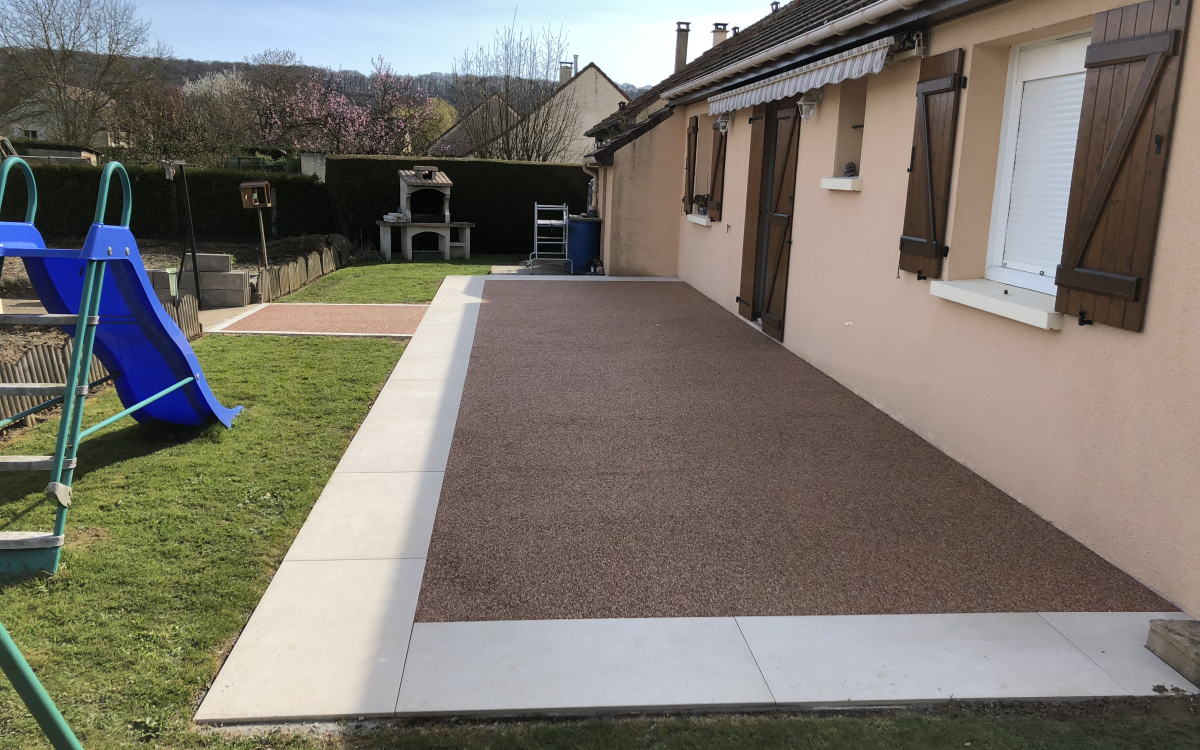 Ralisation Terrasse en Hydrostar et dallage - Entreprise Lowe  Preval cre le 23/08/2018