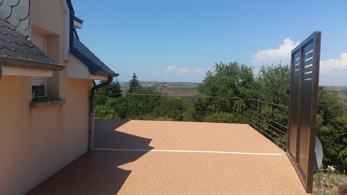 Cration Terrasse en Hydrostar - Entreprise Chierici - Aveyron ralise le 01/10/2018