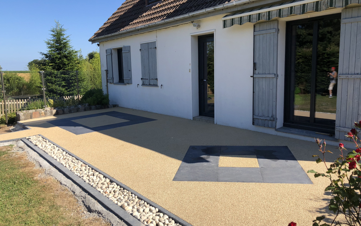 Ralisation Terrasse en Hydrostar et Dallage  Le Tilleul cre le 21/11/2018