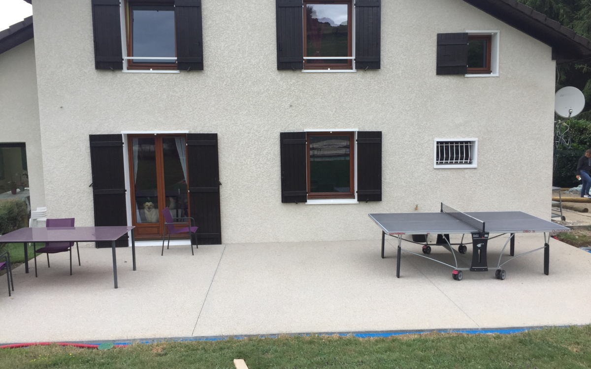 Cration Terrasse en Bton Dsactiv - Entreprise Alle Crative  Montferrat ralise le 18/12/2018