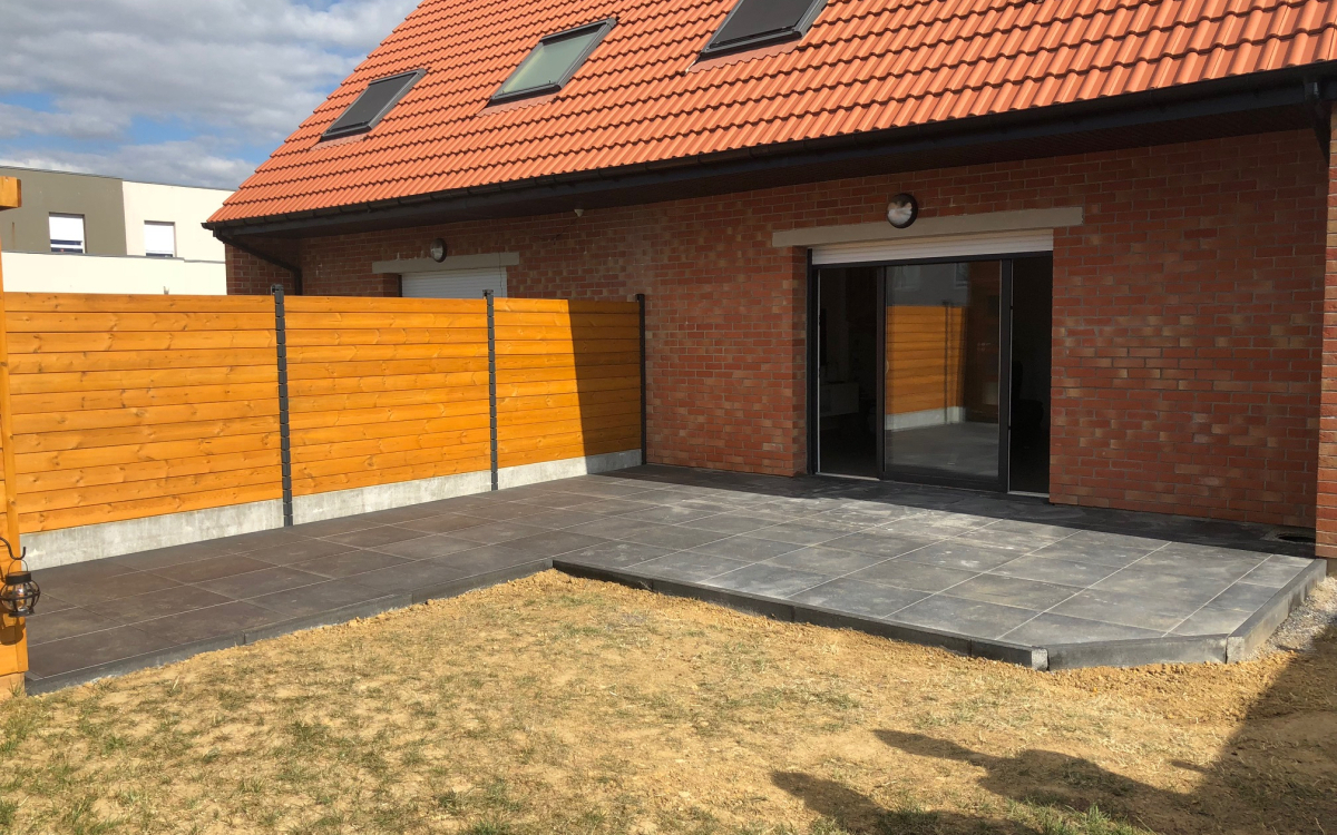 Cration Terrasse en dallage - Entreprise Azoulay  Annoeullin ralise le 15/01/2019