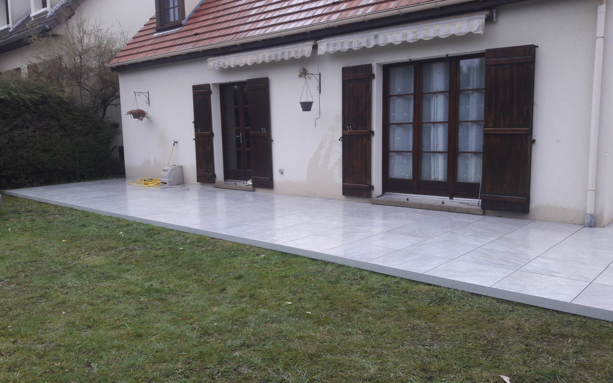 Ralisation Terrasse en dallage - Entreprise Reynders  Brunoy cre le 30/01/2019