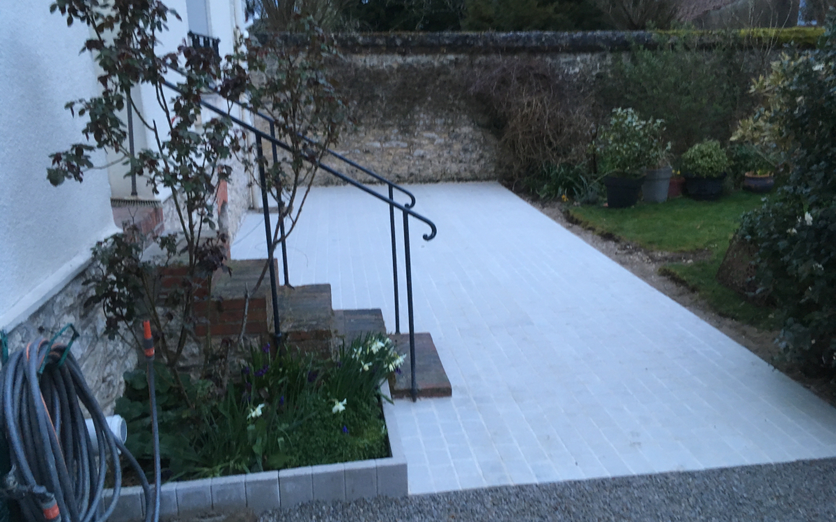 Cration Terrasse en Pavage - Loir et Cher ralise le 14/02/2019