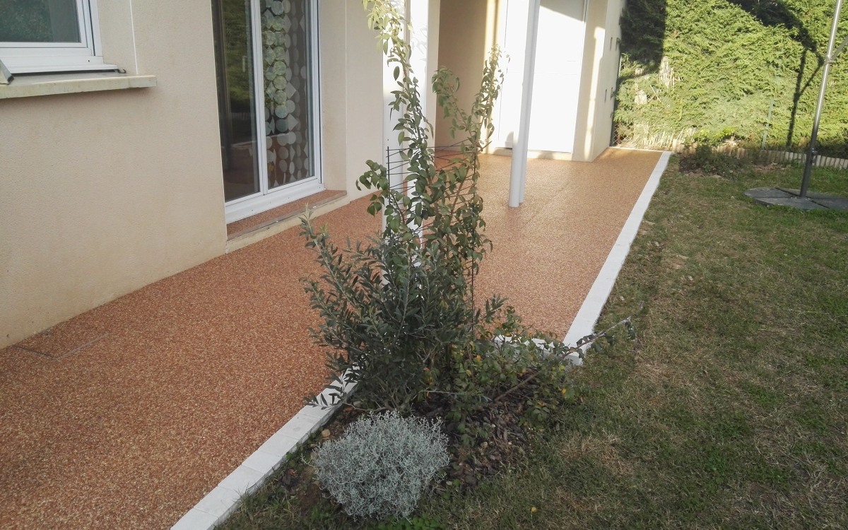 Ralisation Terrasse en Minralstar et pav La Couture - Tarn cre le 22/05/2019