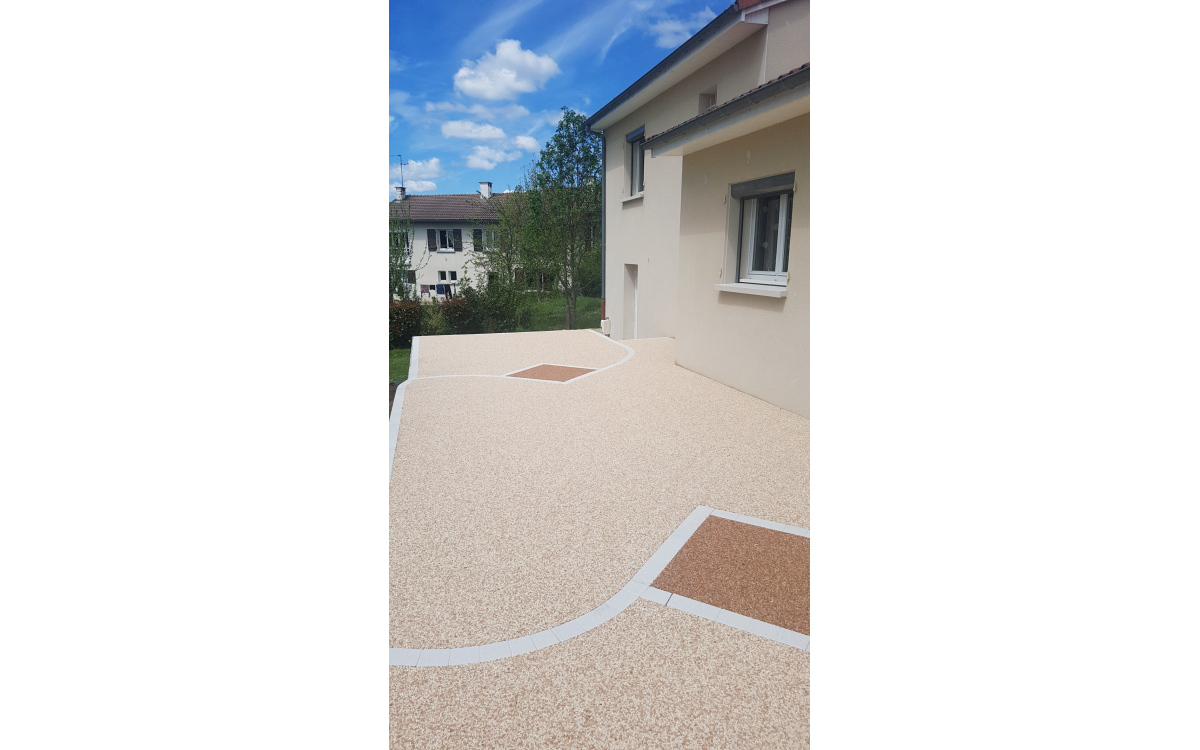 Cration Terrasse en Hydrostar Pav la Couture - Cantal ralise le 24/06/2019