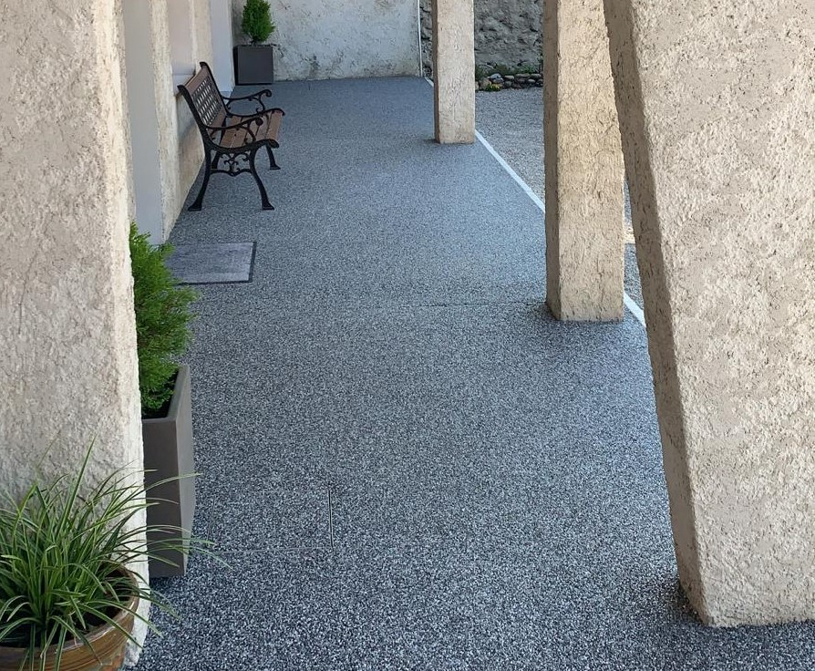 Ralisation Terrasse en Hydrostar   Apprieu cre le 25/07/2019