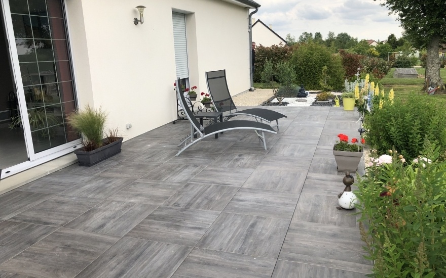 Cration Terrasse en dallage grs cerame  Blois conue le 20/09/2019