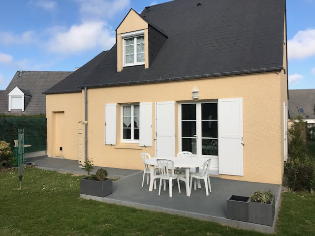 Cration Terrasse en bton drainant et bordures haute couture  Flamanville conue le 18/10/2019