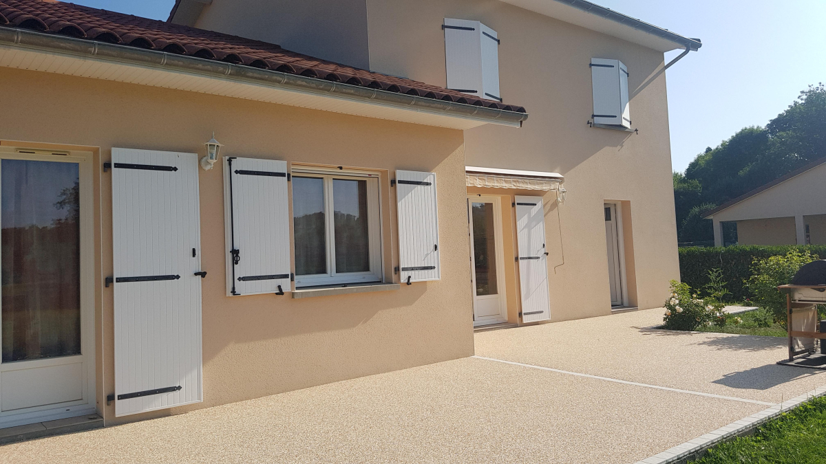 Cration Terrasse en Hydrostar  - Cantal ralise le 20/04/2020