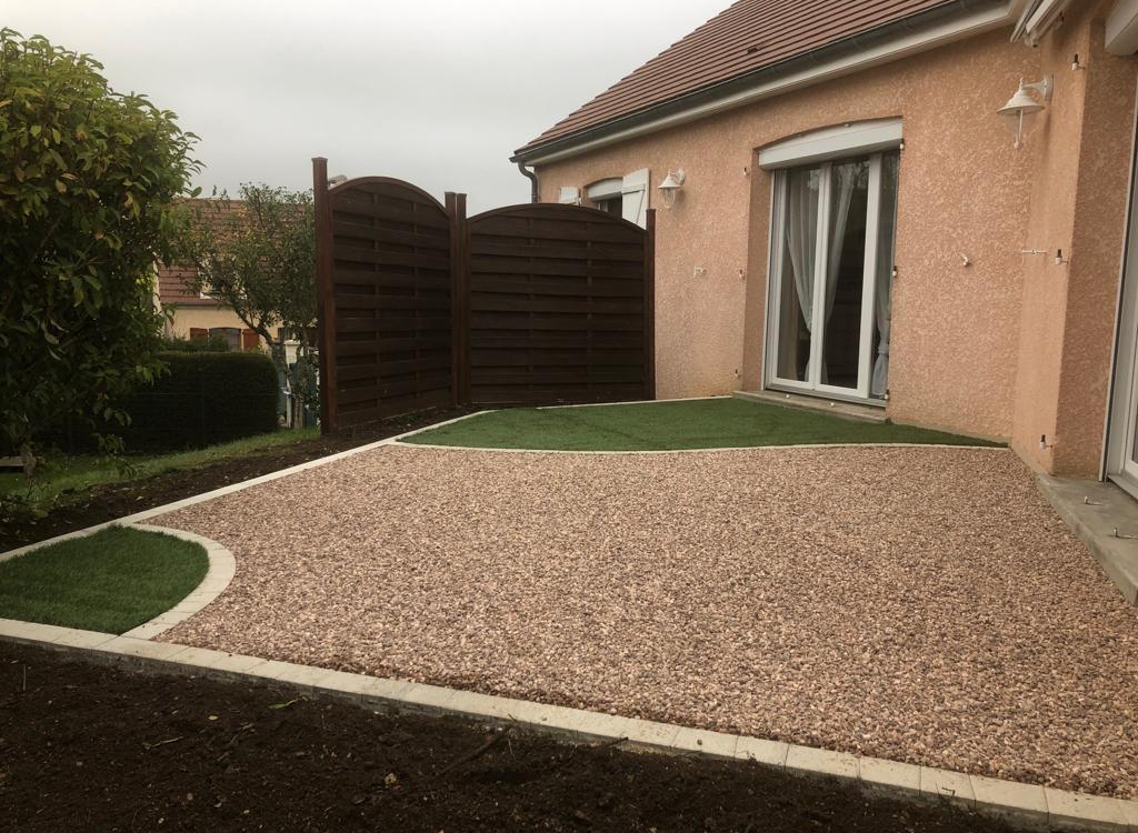 Conception Terrasse en DmGreen et Alvostar - Yonne ralise le 09/05/2020