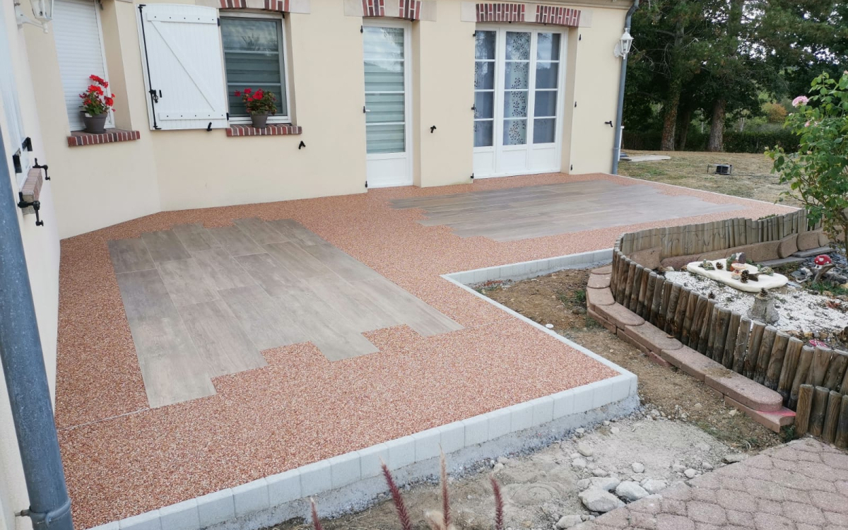 Cr�ation Terrasse en gr�s c�rame et Hydrostar� - Yonne con�ue le 13/12/2025