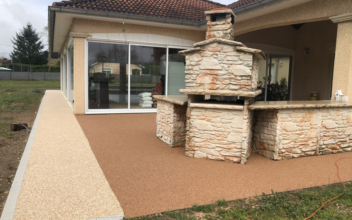 Cration Terrasse en Hydrostar et Pav la couture  Cessieu ralise le 06/11/2020