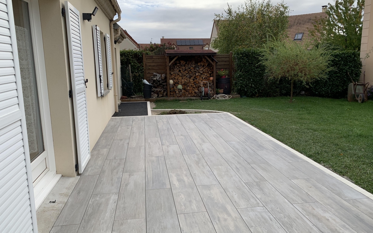 Ralisation Terrasse en Dallage sur plots et Stardraine   Maurecourt cre le 18/12/2020