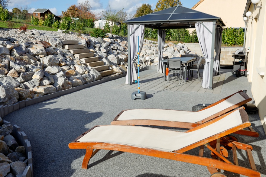Ralisation Terrasse en Boib, enrob  chaud, Hydrostar et Pav la couture - Sarthe cre le 14/05/2019