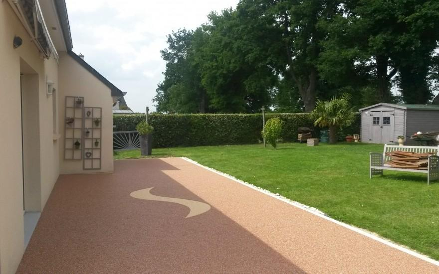 Cration Terrasse en Hydrostar avec motif  Craon