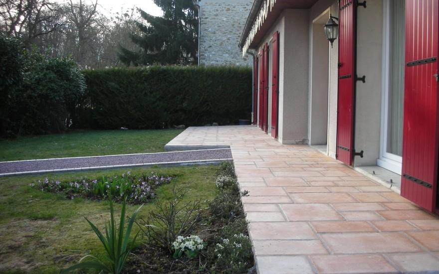 Cration Terrasse en dallage  Boissise-le-Roi conue le 30/04/2025